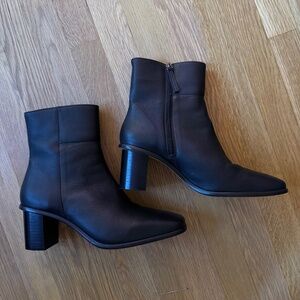 Brand: Patina, Portland Leather booties